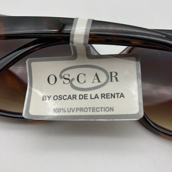 NWT Oscar De La Renta  Brown Tortoise Sunglasses Side Gold Tone Logo Mod 1341215